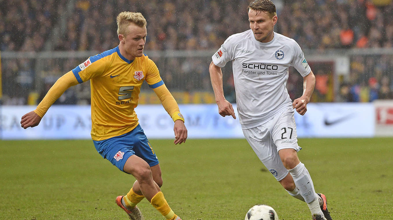 Kommt ablösefrei aus Bielefeld nach Würzburg: Sebastian Schuppan (r.) © 2016 Getty Images