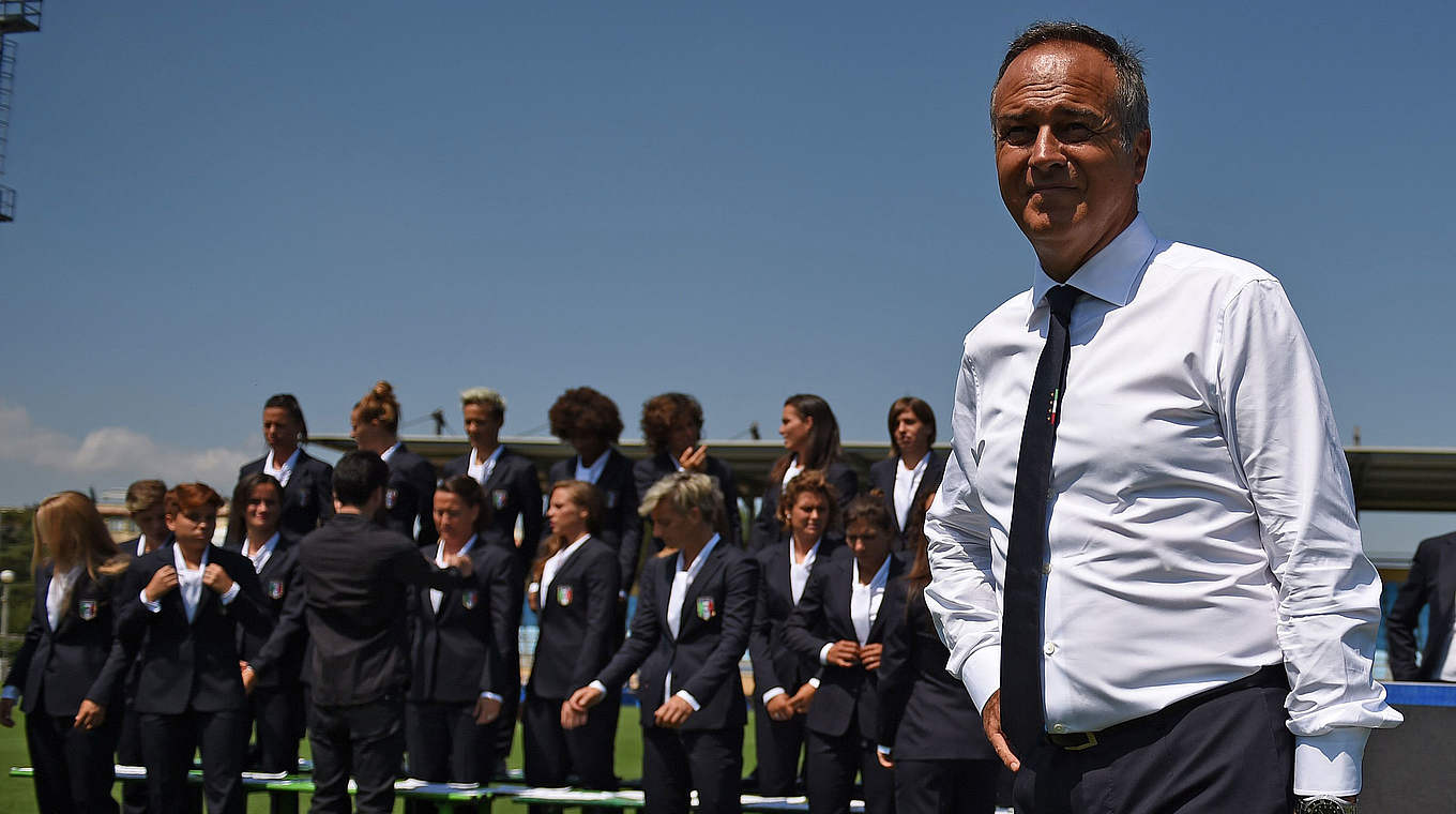 Ältester Trainer des Turniers: der Italiener Antonio Cabrini © 2017 Getty Images