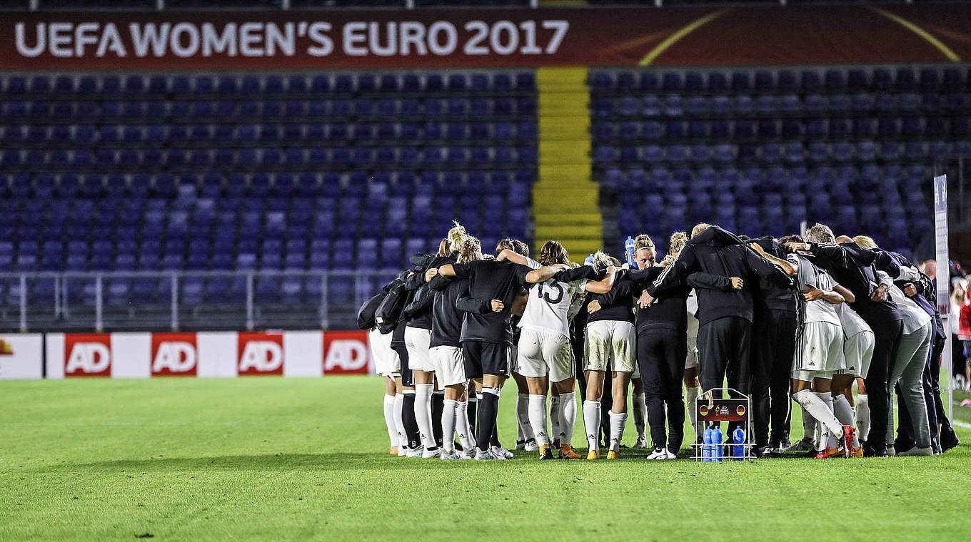 "Wir schauen nur auf uns und wollen gewinnen": die DFB-Frauen vor dem Russland-Spiel © 2017 Getty Images
