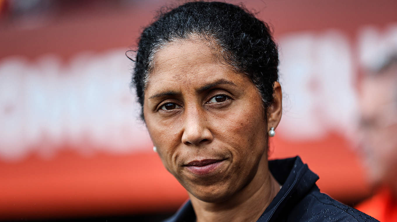 "Ich möchte keine Ausreden suchen": Bundestrainerin Steffi Jones nach dem EM-Aus © 2017 Getty Images