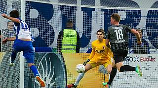 2014's winning goal: Christian Beck (l) makes it 1-0, Magdeburg beat Augsburg © 