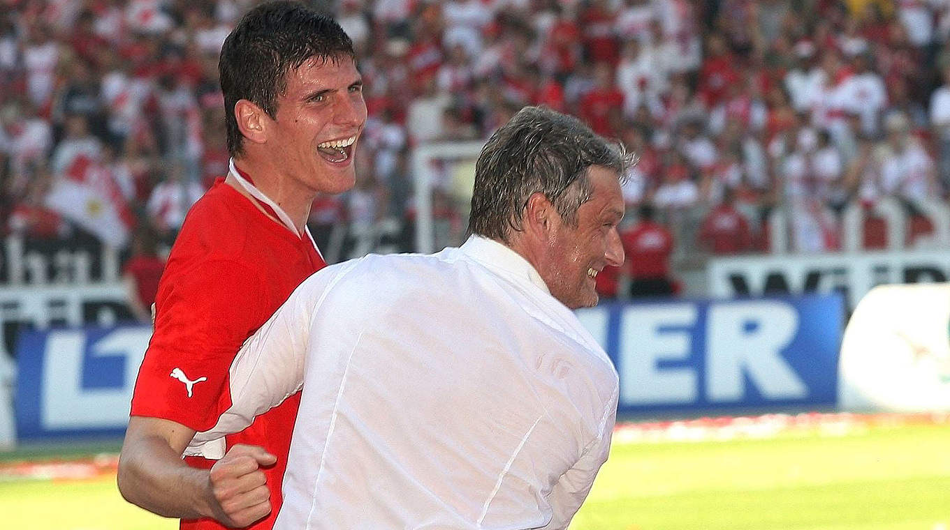 "Spieler des Jahres" und "Trainer des Jahres" 2007: Mario Gomez (l.) und Armin Veh © imago