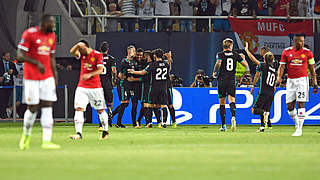 Jubel hier, Enttäuschung da: Real Madrid feiert den Sieg gegen ManUnited © AFP/GettyImages