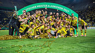 Auch live auf DFB-TV zu sehen: A-Junioren-Titelverteidiger Borussia Dortmund © 2017 Getty Images