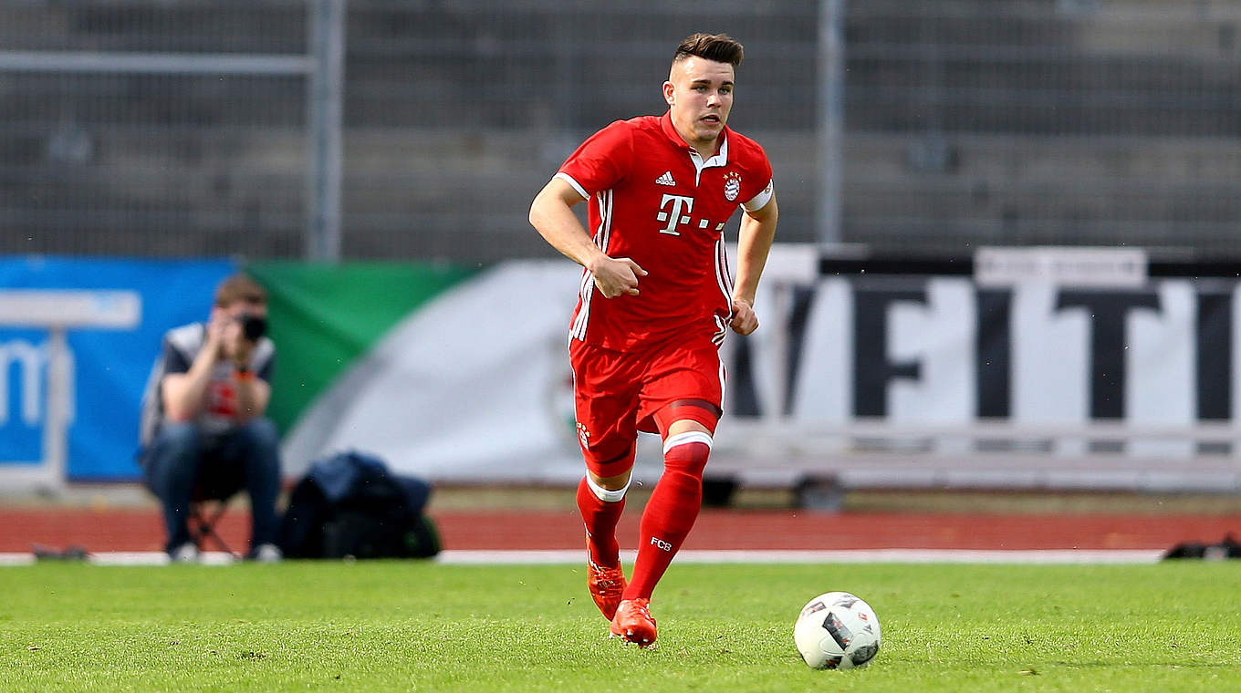 Spielt in Paderborn vor: der Außenverteidiger Matthias Stingl von den Bayern-Junioren © 2017 Getty Images