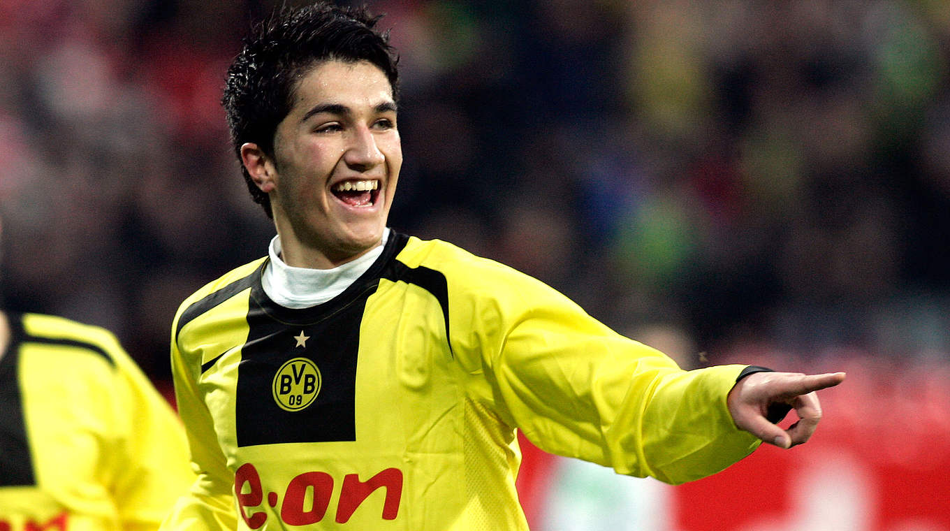 Mit 17 Jahren das erste Bundesligator für den BVB: Nuri Sahin © 2005 Getty Images