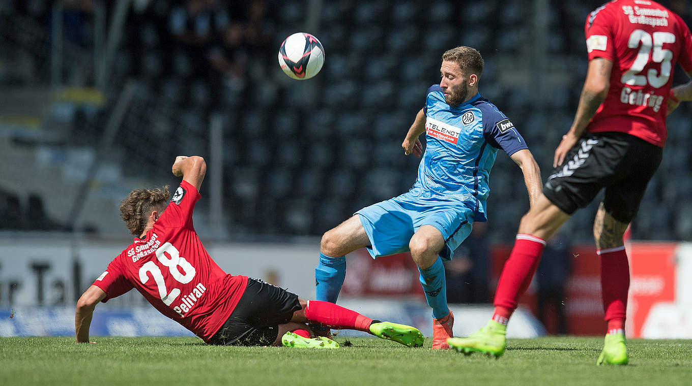 Keine Tore im Baden-Württemberg-Derby: Großaspach und Aalen trennen sich 0:0 © 2017 Getty Images