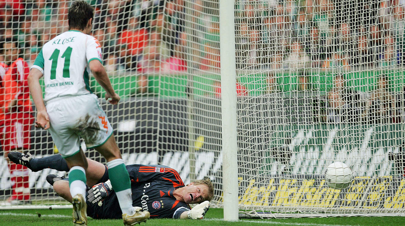 Letzter Bremer Heimsieg im Oktober 2006: Oliver Kahn (r.) kann das 1:3 nicht verhindern © 2006 Getty Images