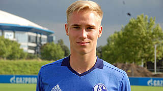 Nach einem halben Jahr wieder am Ball: der Schalker Junioren-Nationalspieler Krüger © MSPW