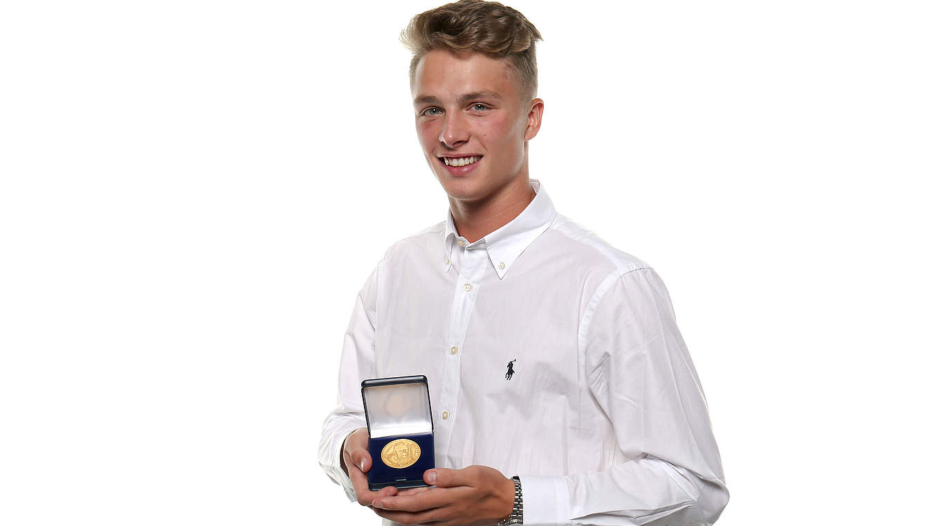 Erhält die Fritz-Walter-Medaille bei den U 17-Junioren in Gold: Jann-Fiete Arp © Getty Images