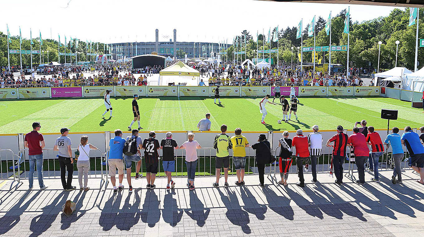 Zieht immer wieder viele Zuschauer an: die Blindenfußball-Bundesliga © Carsten Kobow