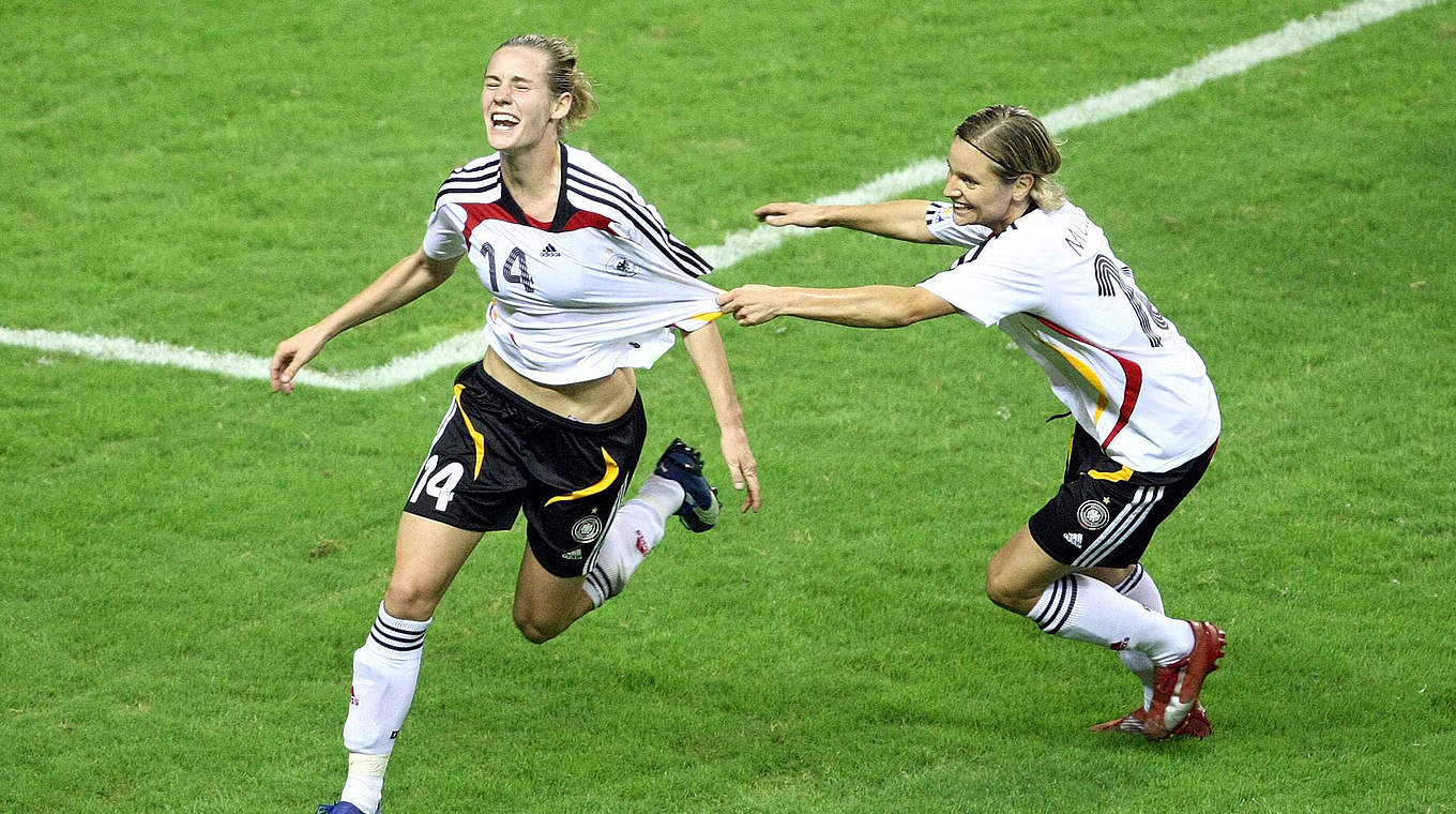 Deutschland ist wieder Weltmeister und Laudehr wird in der ARD-Sportschau zur "Torschützin des Monats" gekürt © Getty Images