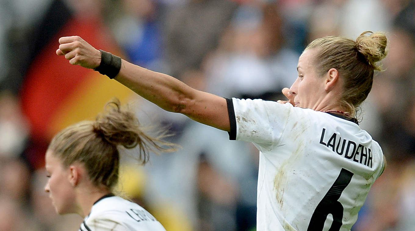 Laudehr: "Ich liebe den Fußball und freue mich unglaublich, dass ich wieder da bin" © 2013 Getty Images