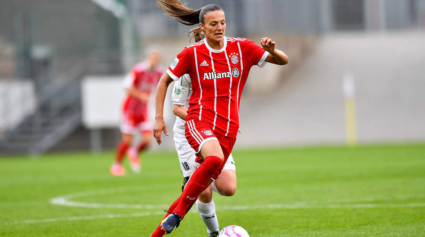 Vonkova: "Für mich war Bayern München schon immer ein Traumziel" © imago/foto2press