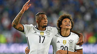 Wollen wieder zusammen im DFB-Trikot jubeln: Jérôme Boateng und Leroy Sané (r.) © imago/Sven Simon