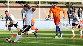 Görkem Saglam (2nd left) scored the winning penalty to beat the Netherlands 1-0. © 2017 Getty Images