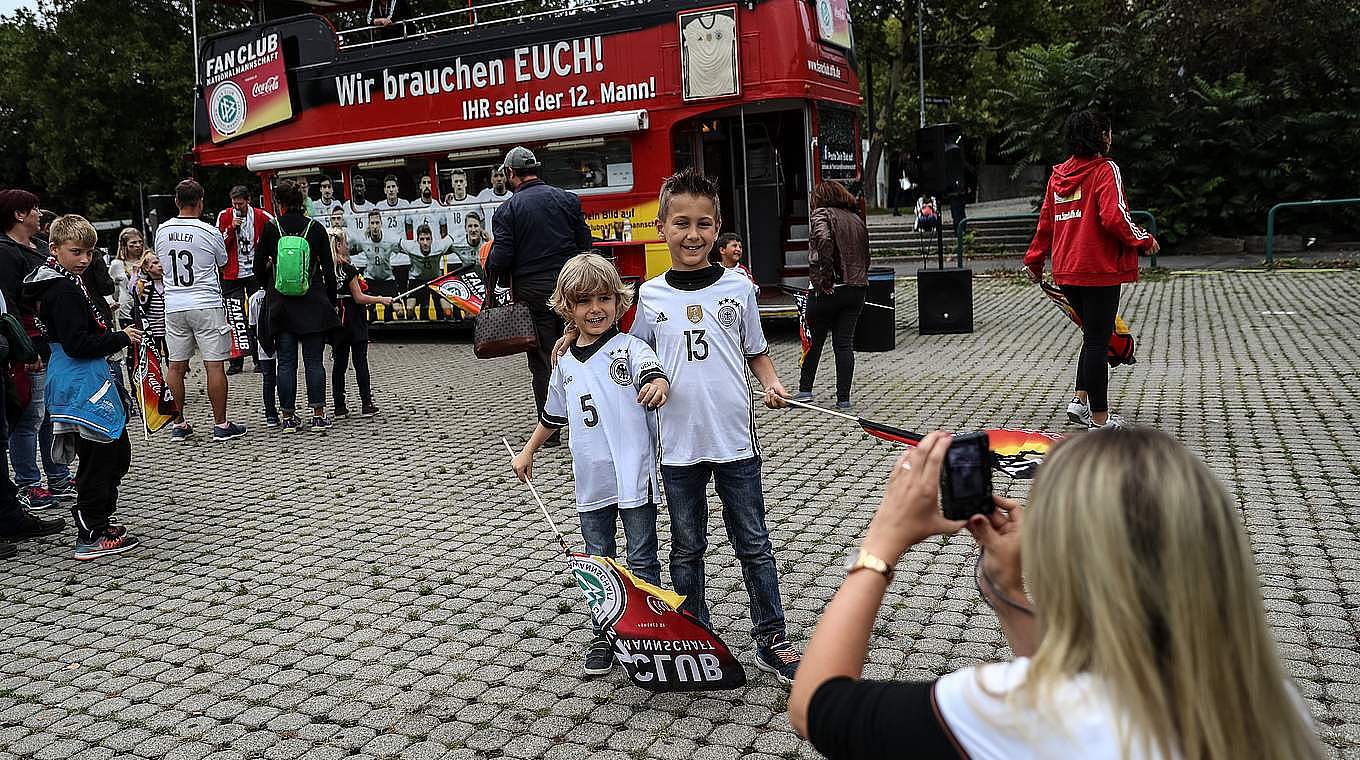 Volles Programm zum Abschluss: Auf dem Betzenberg ist für jeden etwas geboten © Getty Images