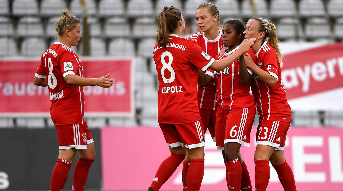 Der Favorit setzt sich durch: Bayerns Frauen gewinnen beim SV Alberweiler 3:0 © imago/foto2press