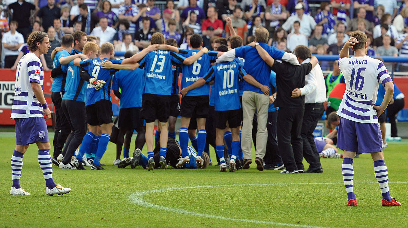 Relegationssieger im Drittliga-Gründungsjahr 2009: der SC Paderborn 07 © 2009 Getty Images