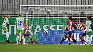 Wolfsburg fly into the next round. © Jan Kuppert