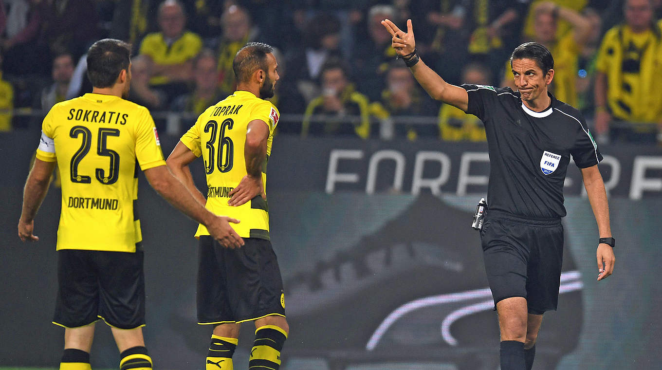 Muss wegen eines unsportlichen Verhaltens ein Spiel aussetzen: Dortmunds Sokratis (l.) © AFP/GettyImages