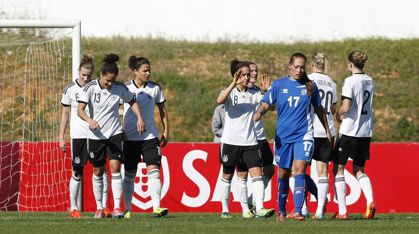 Das letzte Aufeinandertreffen: Deutschland gewinnt beim Algarve Cup 2014 5:0 © 2014 Getty Images