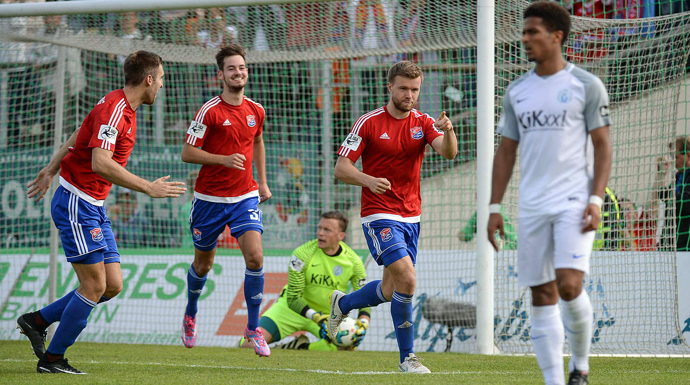 Fünf Siege in Serie ohne Gegentor: Unterhaching ist das Team der Stunde in der 3. Liga © imago/foto2press