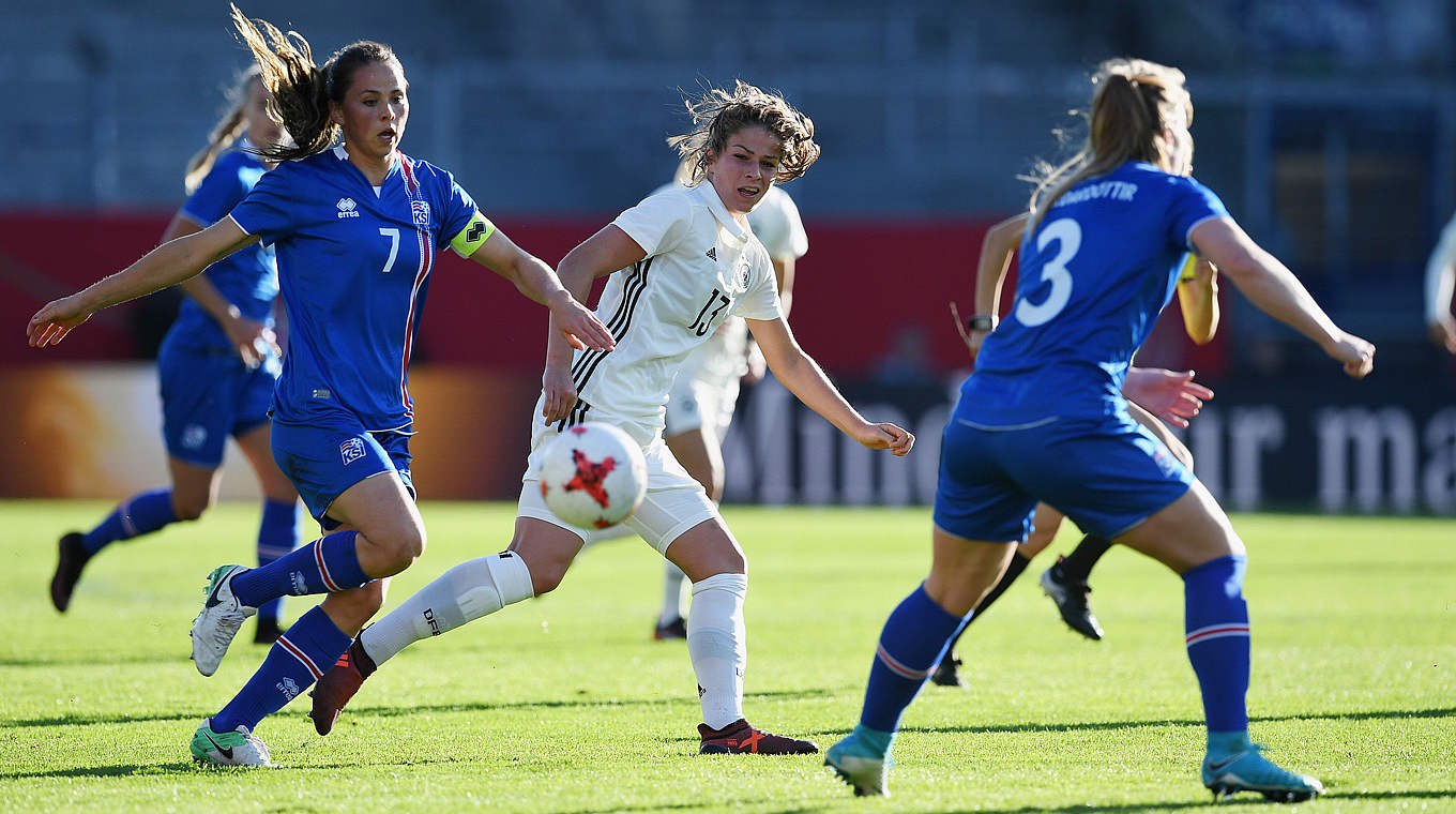 49. Länderspiel gegen Island, Nummer 50 soll gegen Färöer folgen: Melanie Leupolz © 2017 Getty Images