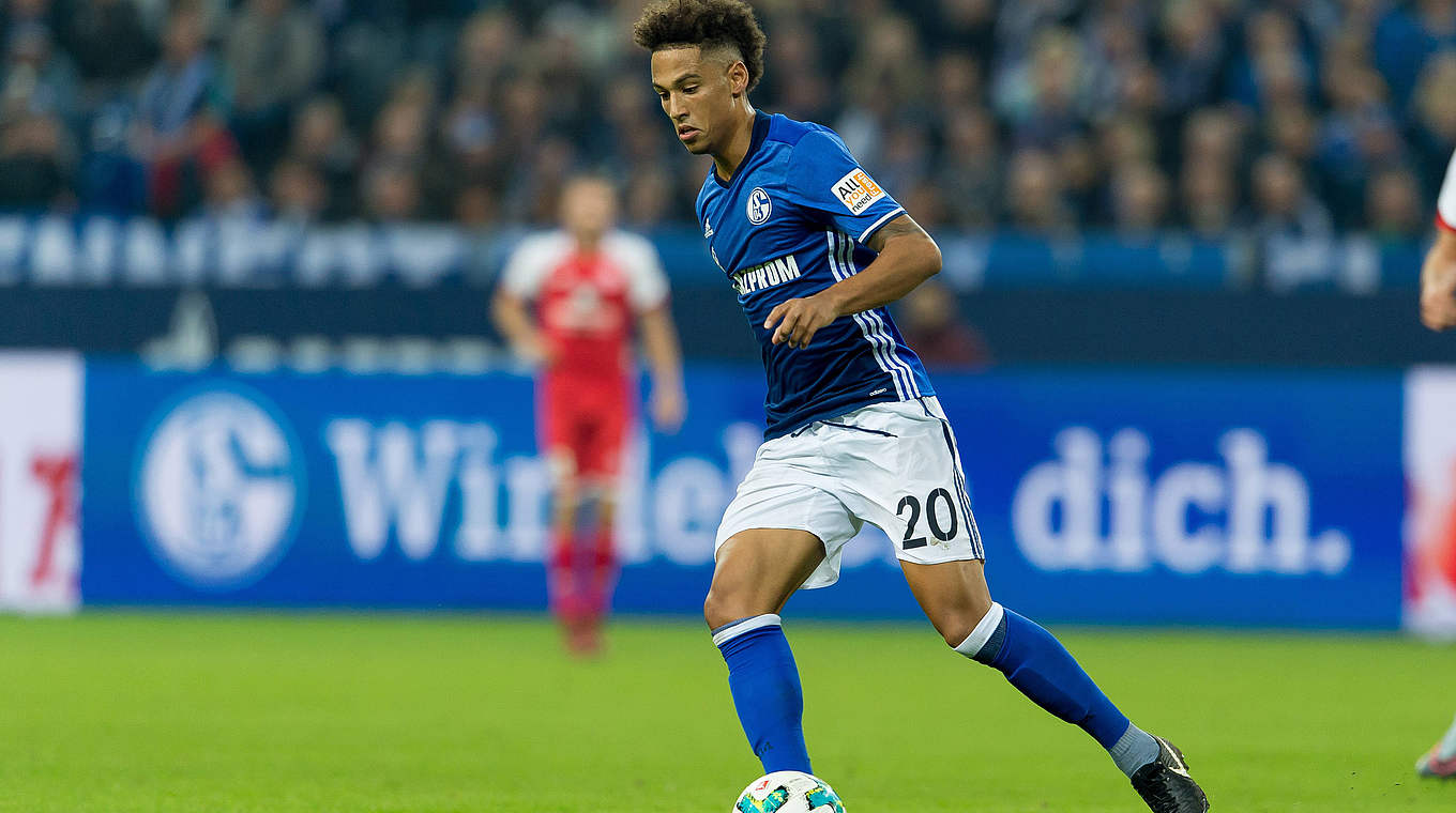Kehrer: "Irgendwann auf Schalke mehr Verantwortung in der Mannschaft übernehmen" © imago/DeFodi