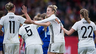 Not threatened by the Faroe Islands: Germany celebrate the win in Großaspach © 2017 Getty Images