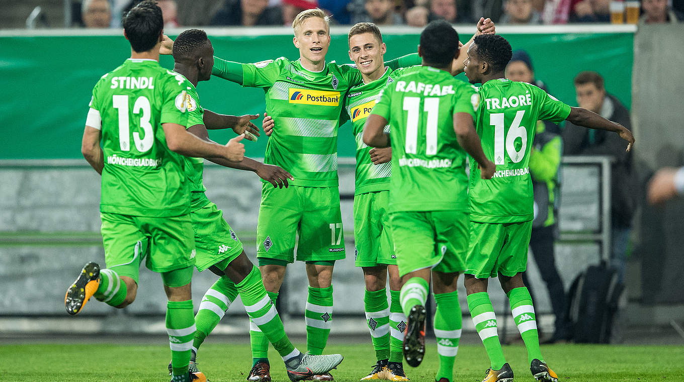 Borussia into the Last 16 with a derby victory  © 2017 Getty Images