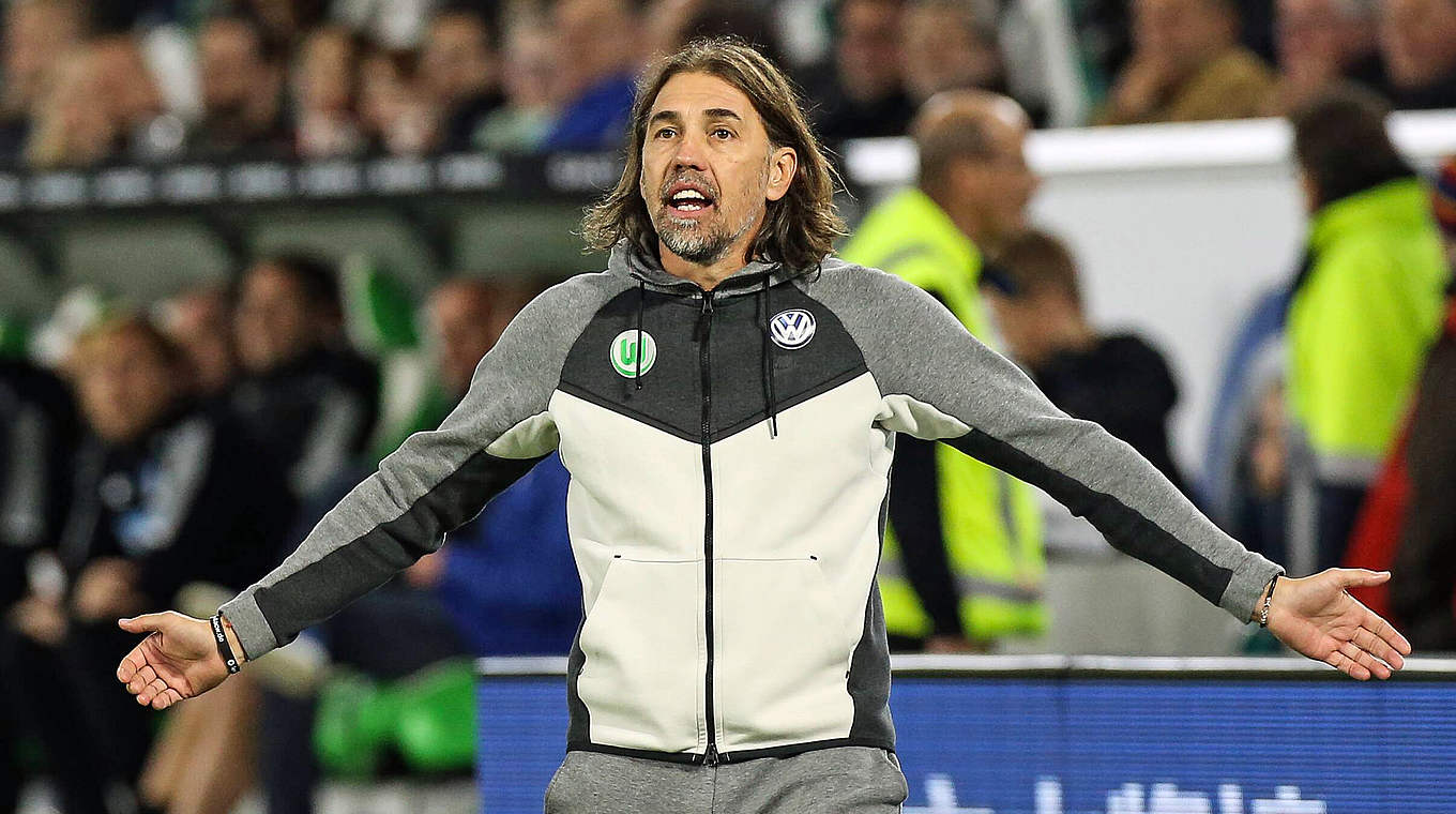 Fünf Bundesligaspiele mit Wolfsburg, fünf Unentschieden: Trainer Martin Schmidt  © imago/Christian Schroedter