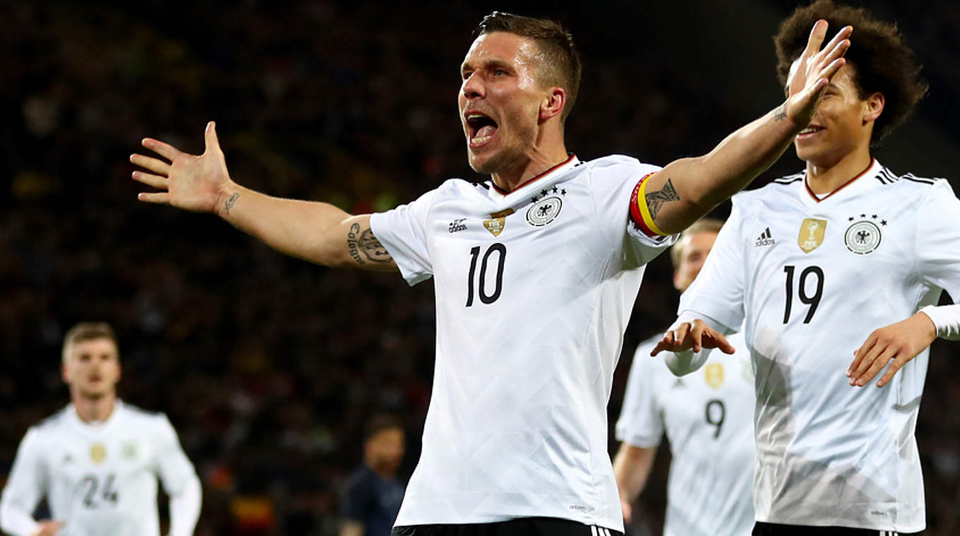 Erdrutschsieg beim Voting: Lukas Podolski nach seinem 130. und letzten Länderspiel © 2017 Bongarts/Getty Images