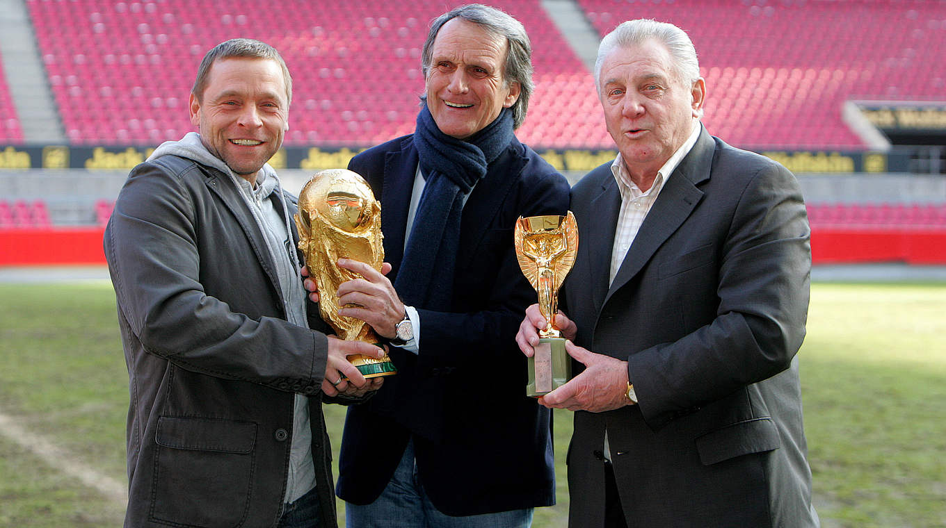 Kölner Weltmeister: Thomas Häßler, Wolfgang Overath und Hans Schäfer (v.l.) © Getty Images