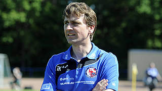 Gewinnt mit seinem Team das Topspiel gegen Bielefeld: Potsdam-Coach Kandler  © imago sportfotodienst