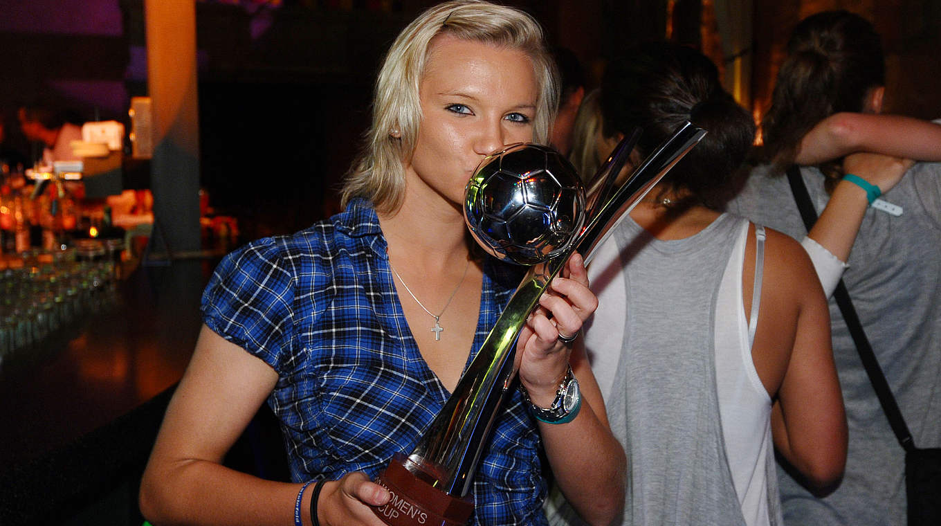 Titel: In Bielefeld gewann Popp 2010 das Finale der U 20-Frauen-WM © 2010 Getty Images