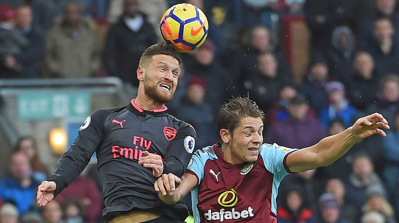 World Cup winner Shkodran Mustafi jumps up high in an aerial duel © This content is subject to copyright.