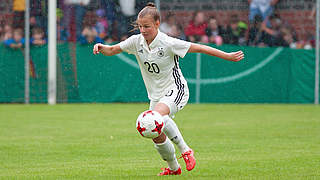 Trifft bei Bayerns 3:1: U 20-Nationalspielerin Kögel  © imago/foto2press