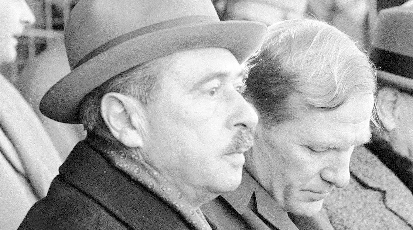 Alfred Ries (l.) war Präsident bei Werder Bremen und DFB-Vizepräsident, hier mit Bert Trautmann © imago