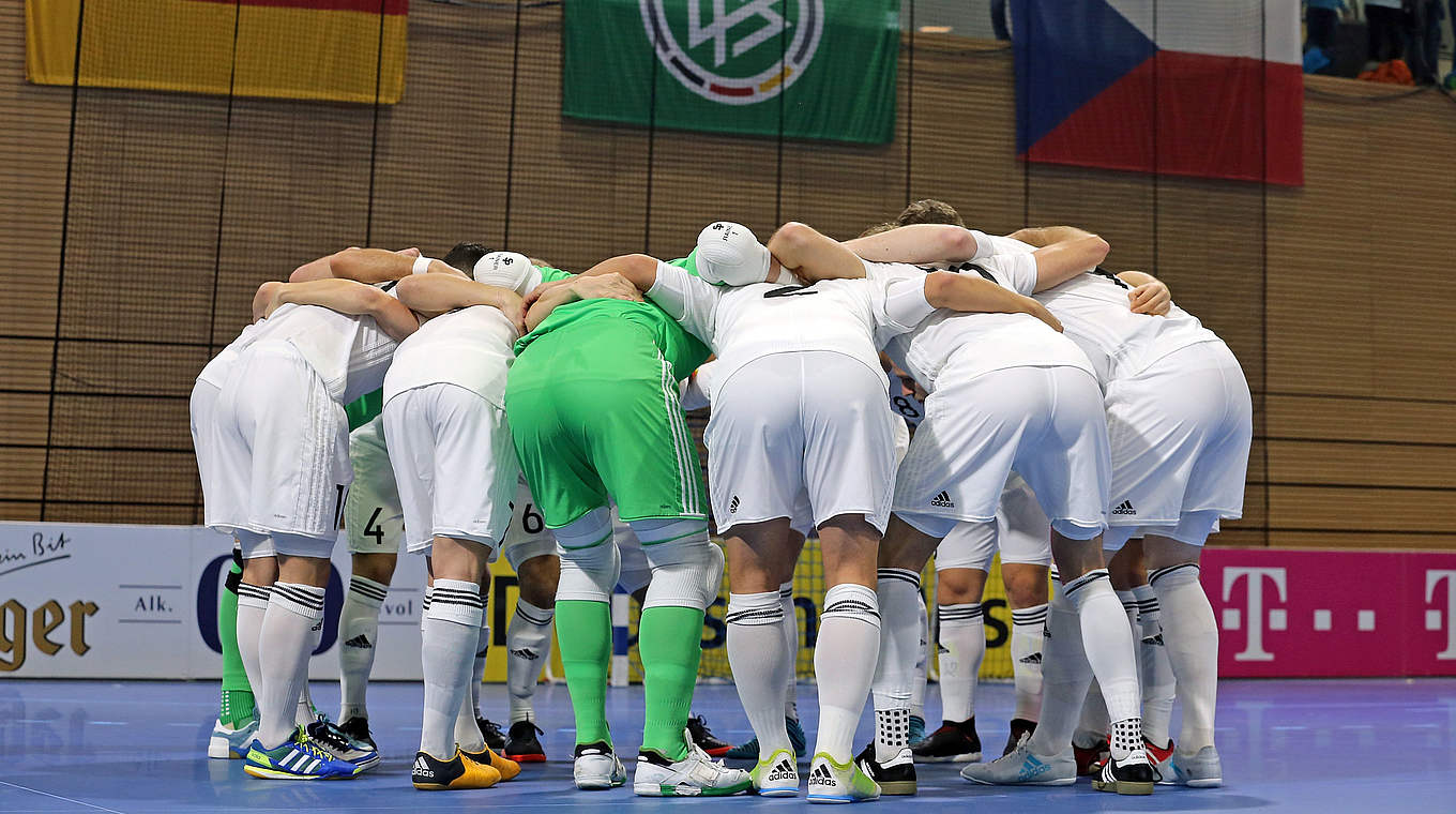 Einschwören auf die Herausforderung: Die deutschen Futsaler © 2017 Getty Images