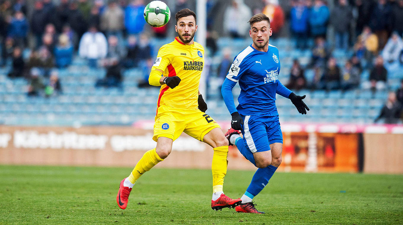 Keine Tore in Thüringen: Carl Zeiss Jena und der Karlsruher SC spielen Remis © imago/Christoph Worsch