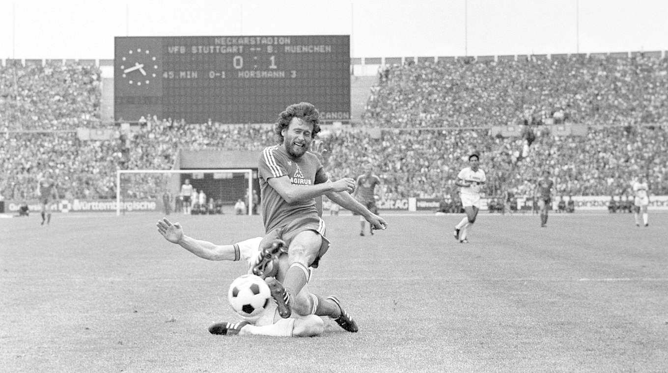 Duell im Titelkampf 1980: die Bayern um Breitner gastieren beim VfB © imago sportfotodienst