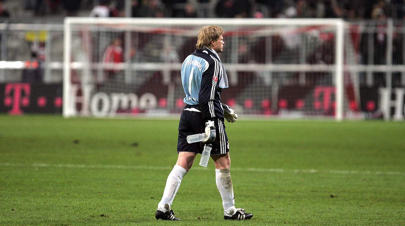 Muss 2007 einmal aussetzen: Bayern-Keeper Oliver Kahn für ein Spiel suspendiert © 2007 Getty Images