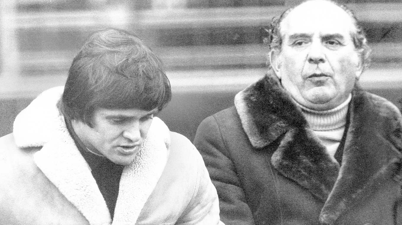 Vor 40 Jahren beim FC Schalke 04 entlassen: Trainer Friedel Rausch (l.) © imago sportfotodienst