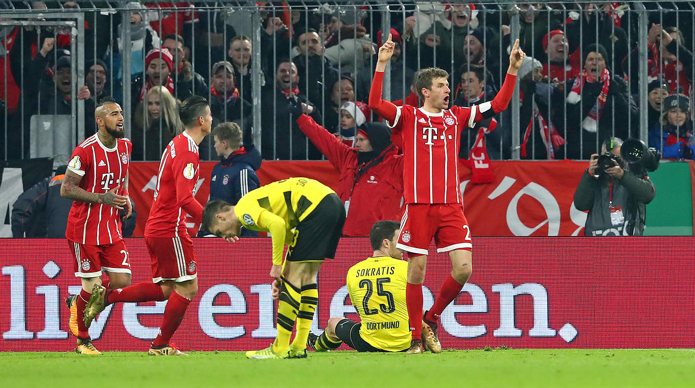 Die Entscheidung: Thomas Müller (r.) feiert seinen Treffer zum 2:0 © 2017 Getty Images