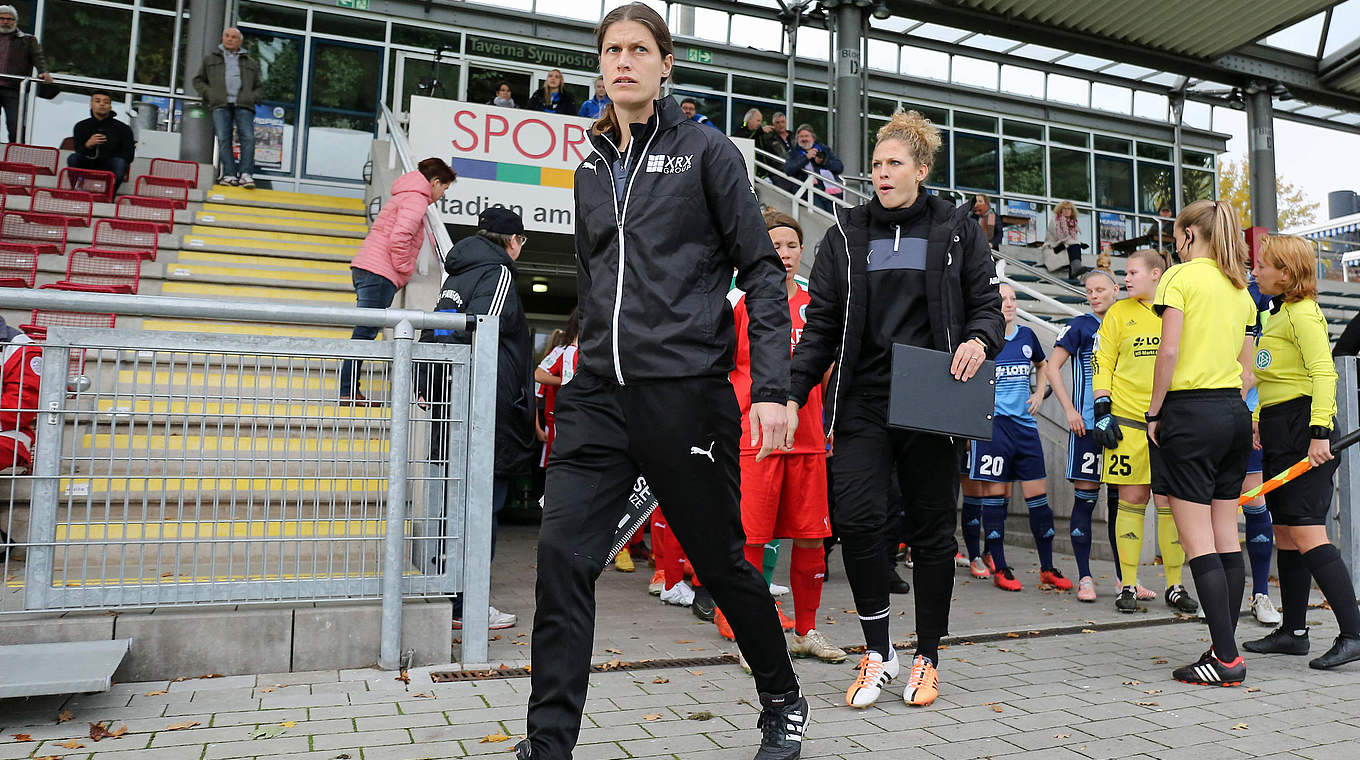 Kulig (r.) und Assistentin Garefrekes: "Wir haben die gleichen Vorstellungen vom Fußball" © imago/Hartenfelser