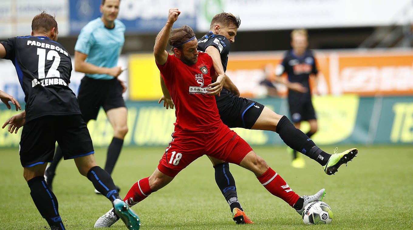 Spielt seit Sommer 2016 für die SG Sonnenhof: Timo Röttger (M.) © 2017 Getty Images