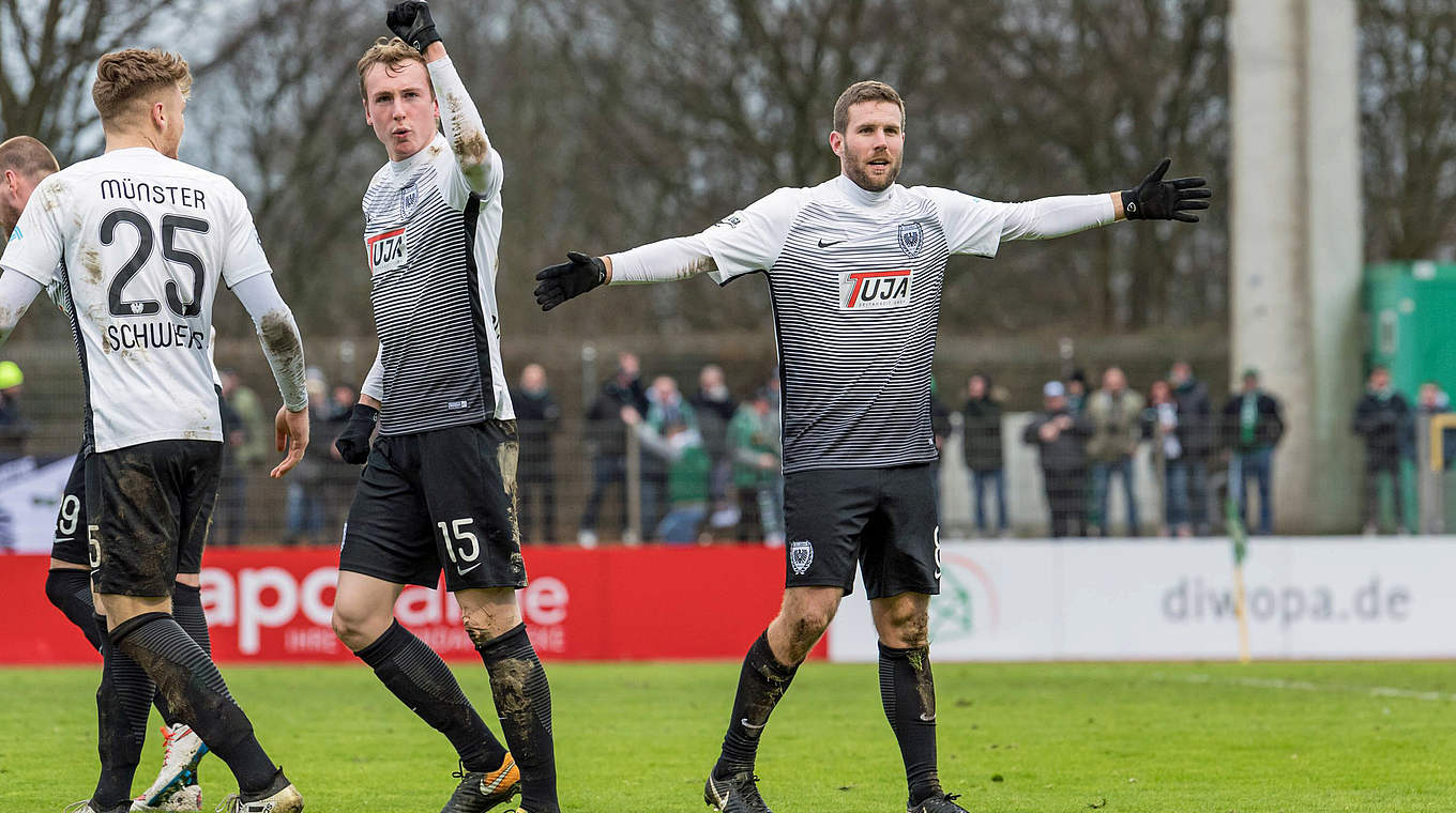 Mit den Saisontoren zwei bis fünf zum Matchwinner: Michele Rizzi (r.) © imago/Nordphoto