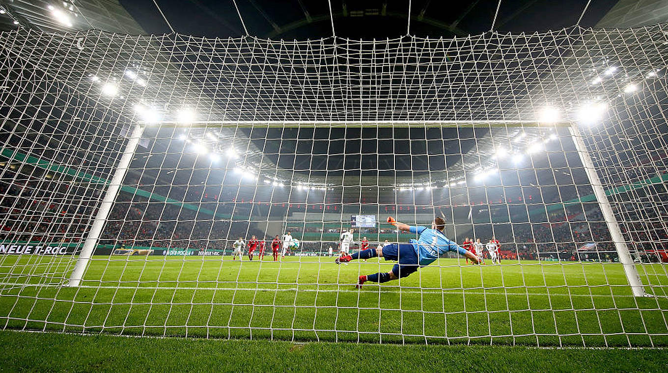 Max Kruse opened the scoring from the penalty spot in the third minute. © 2018 Getty Images
