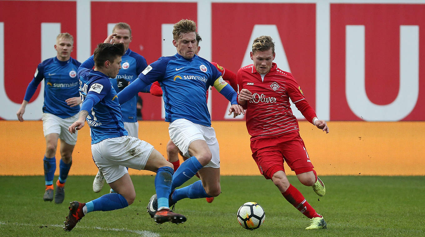 Kontakt zu Platz drei hergestellt: Hansa Rostock gewinnt gegen Würzburg © Jan Kuppert